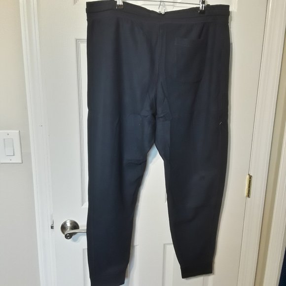 Banana Republic Waffle Knit Jogger - Picture 10 of 11